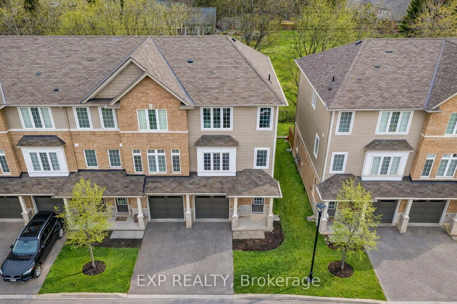 Photo 2 of Unit 17, 122 Dundas Street E, Hamilton, Waterdown — HOMEH