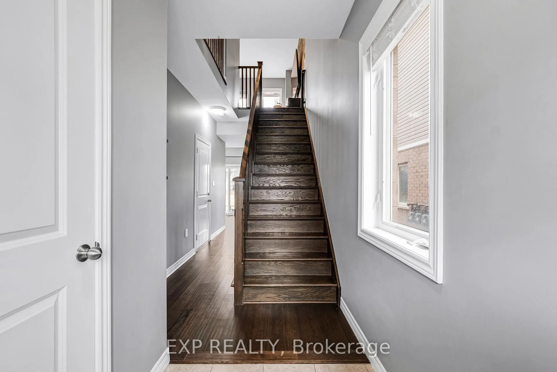 Photo 4 of Unit 17, 122 Dundas Street E, Hamilton, Waterdown — HOMEH