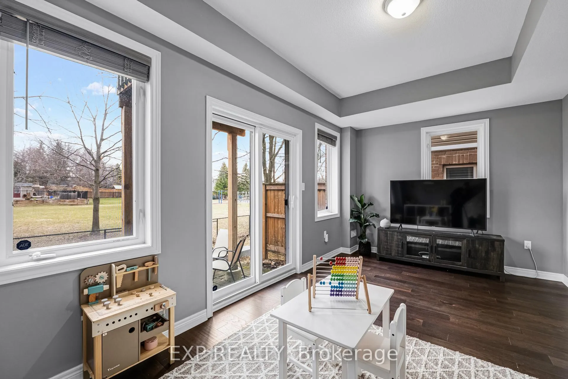 Photo 8 of Unit 17, 122 Dundas Street E, Hamilton, Waterdown — HOMEH
