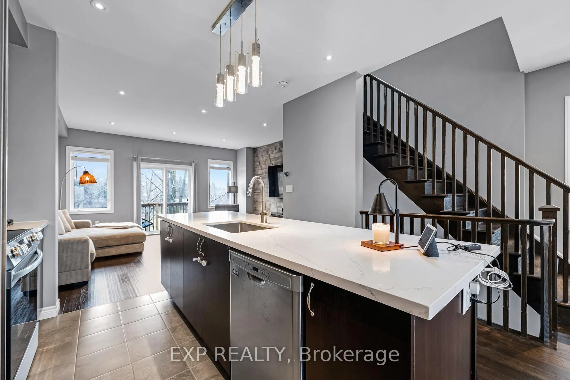 Photo 23 of Unit 17, 122 Dundas Street E, Hamilton, Waterdown — HOMEH