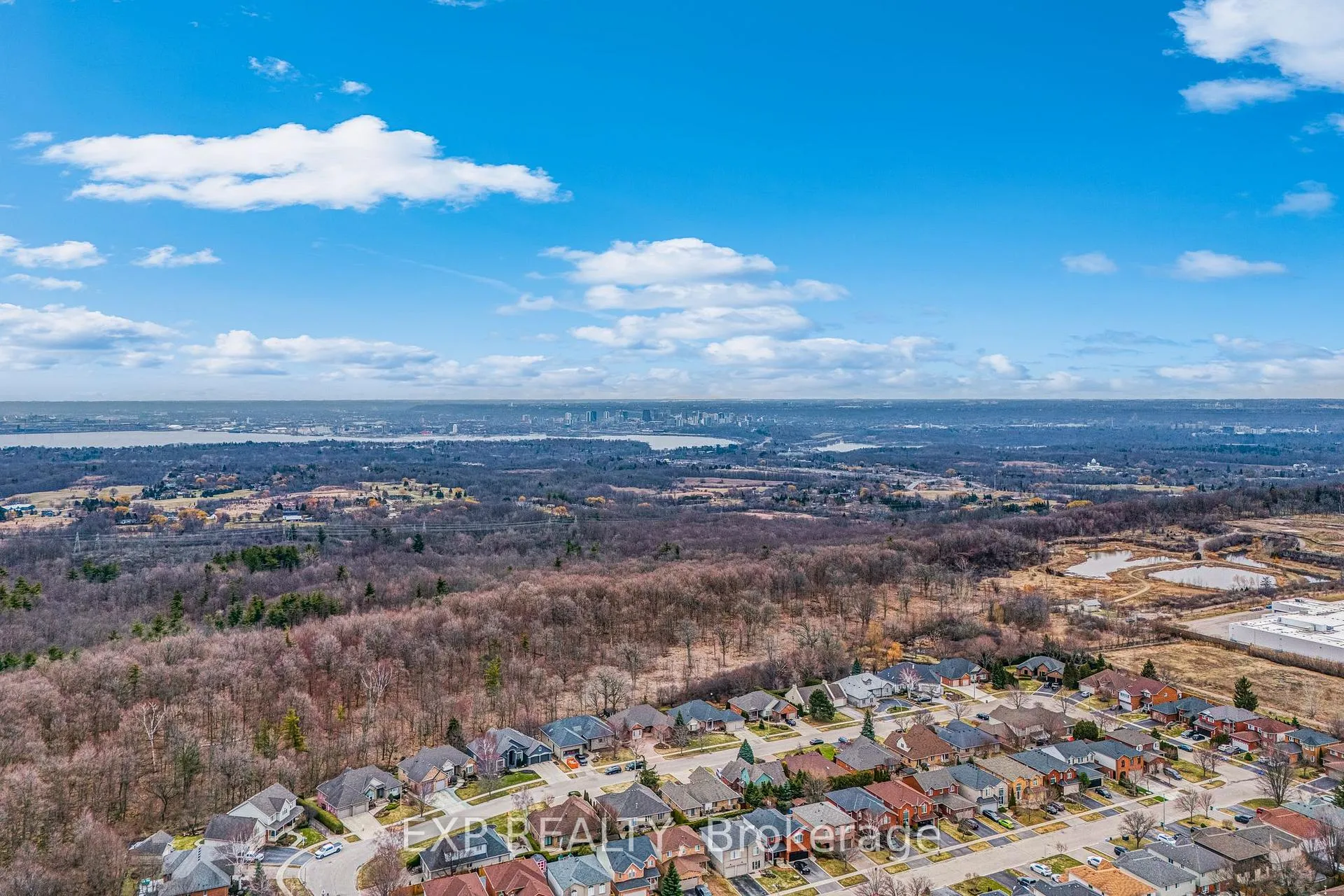Photo 46 of Unit 17, 122 Dundas Street E, Hamilton, Waterdown — HOMEH