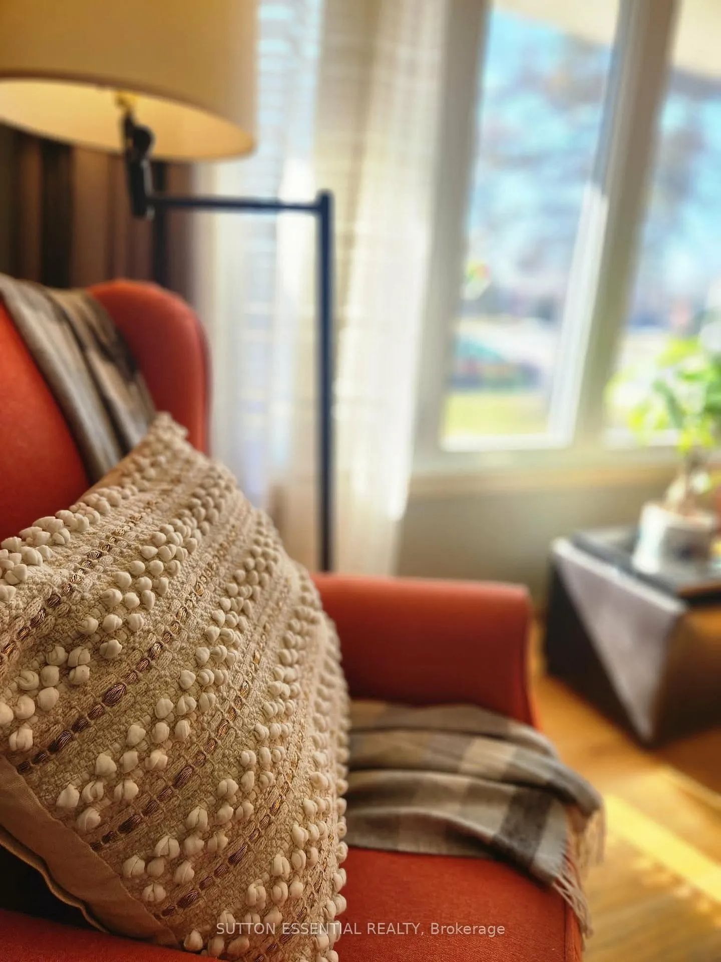 Photo 7 of 142 Manor Drive, Brockville — HOMEH