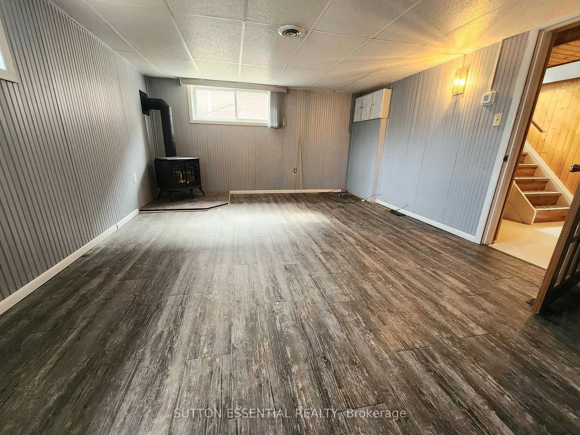 Photo 27 of 142 Manor Drive, Brockville — HOMEH