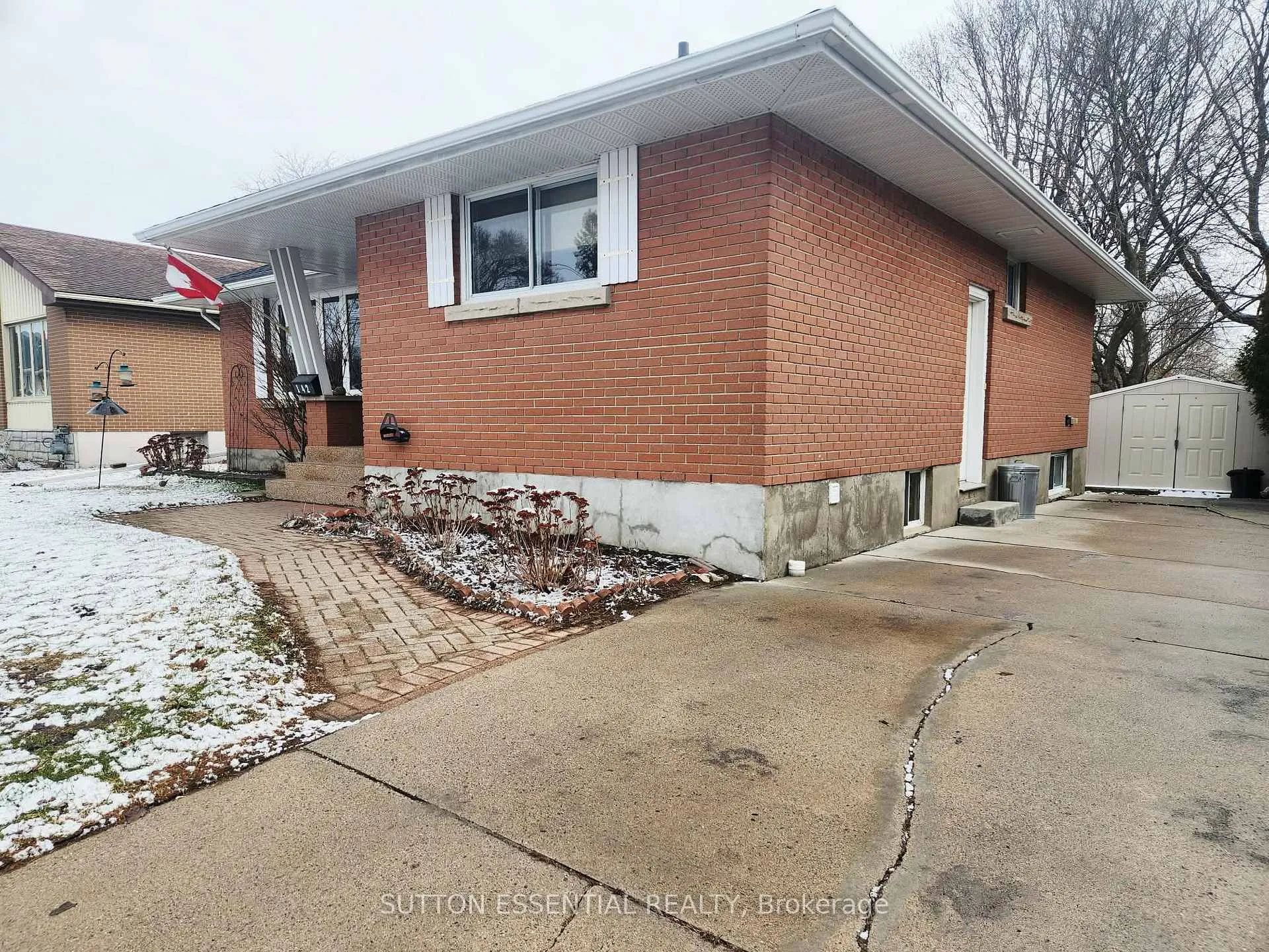Photo 33 of 142 Manor Drive, Brockville — HOMEH