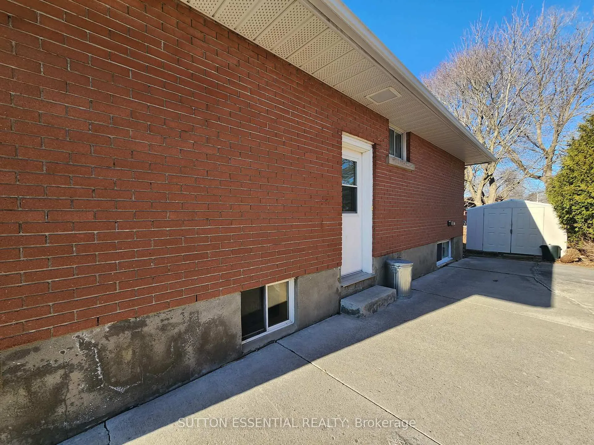 Photo 34 of 142 Manor Drive, Brockville — HOMEH