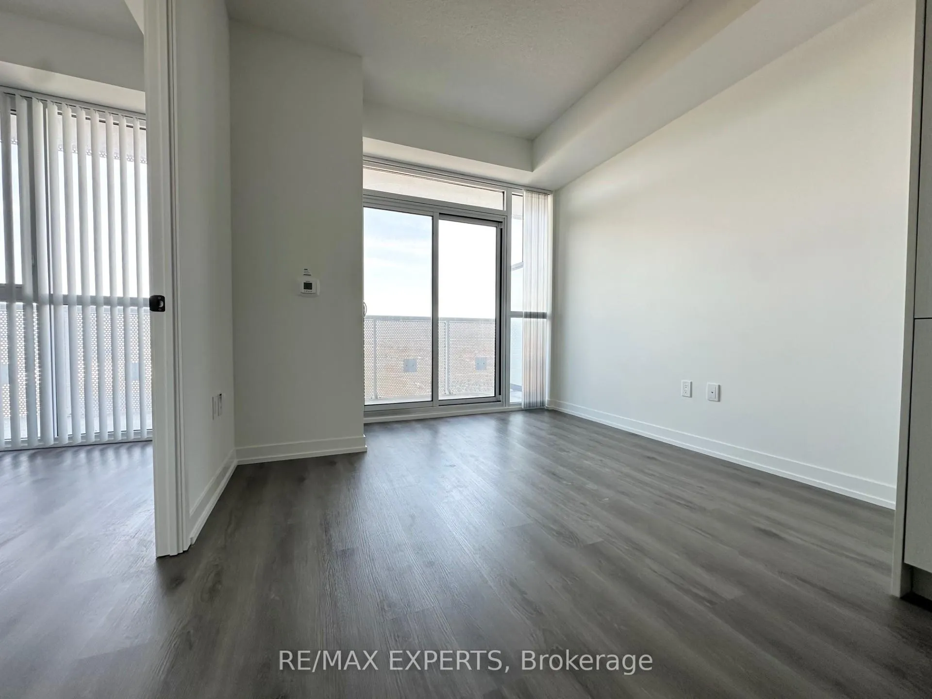 Photo 7 of Unit 1010, 225 Commerce Street, Vaughan, Vaughan Corporate Centre — HOMEH