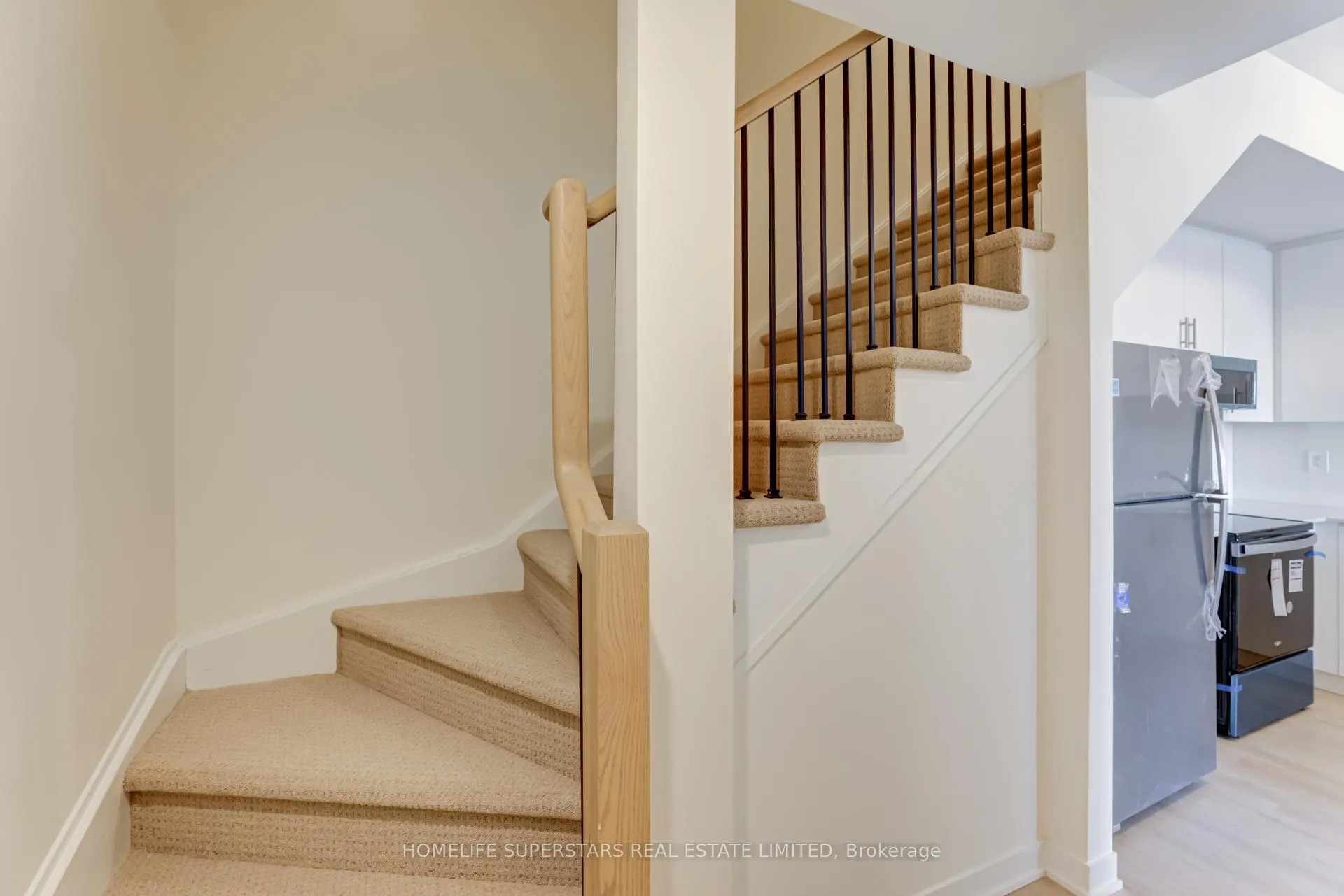 Photo 10 of Unit 313, 1695 Dersan Street, Pickering, Duffin Heights — HOMEH