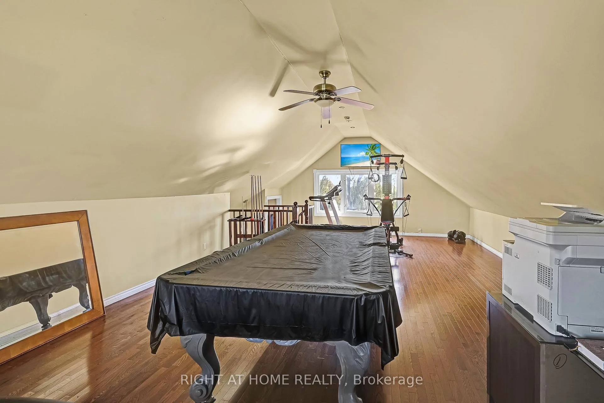 Photo 12 of 680 Winchester Road W, Whitby, Rural Whitby — HOMEH