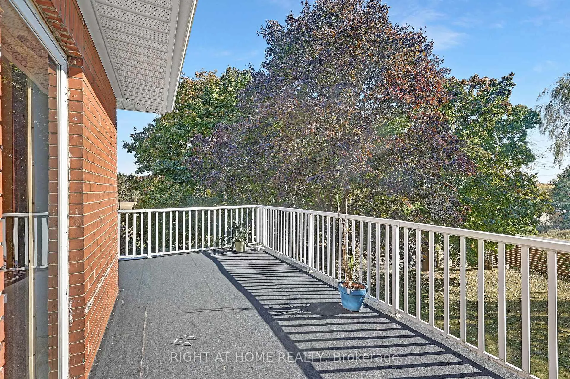 Photo 14 of 680 Winchester Road W, Whitby, Rural Whitby — HOMEH
