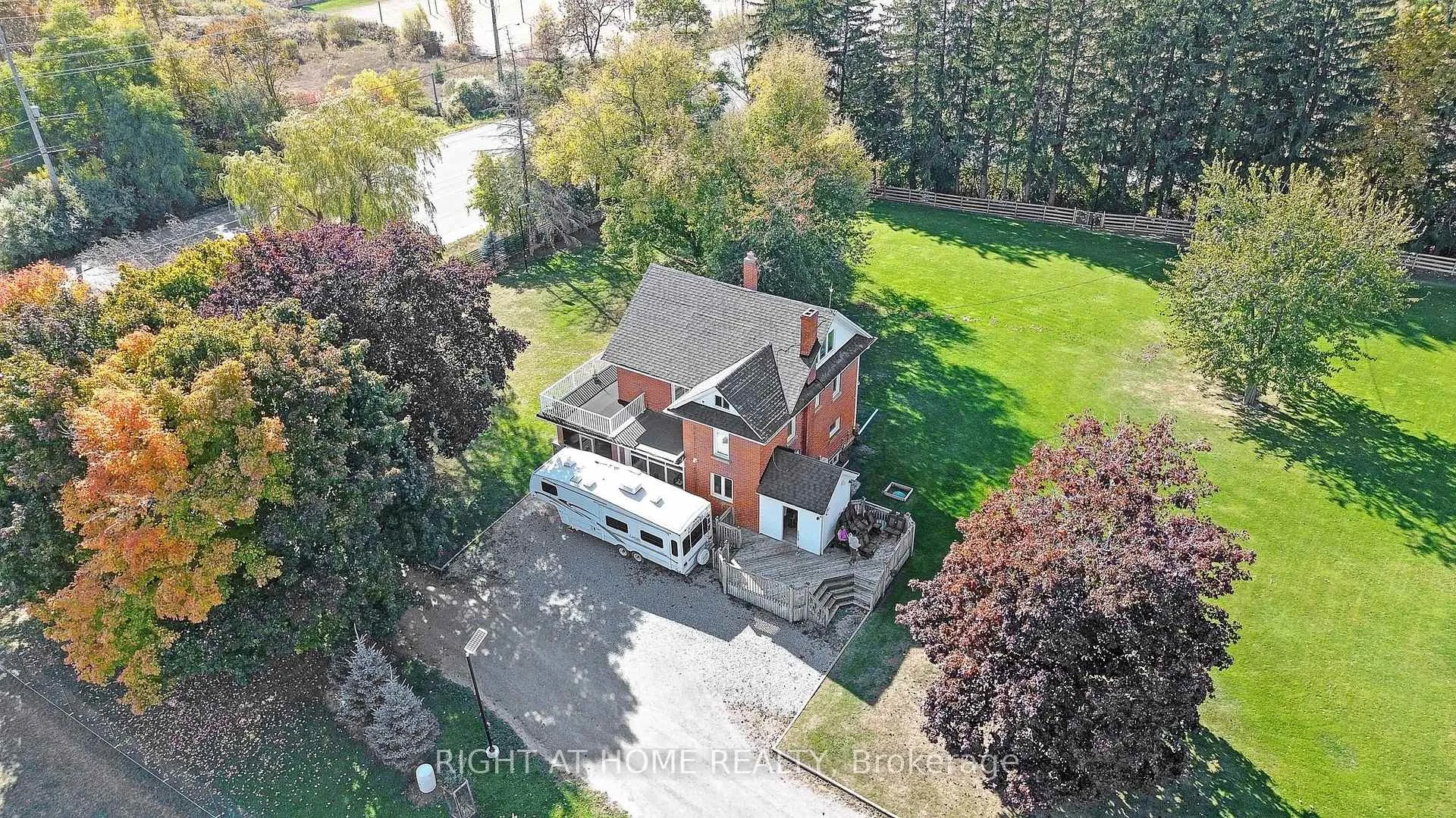 Photo 17 of 680 Winchester Road W, Whitby, Rural Whitby — HOMEH