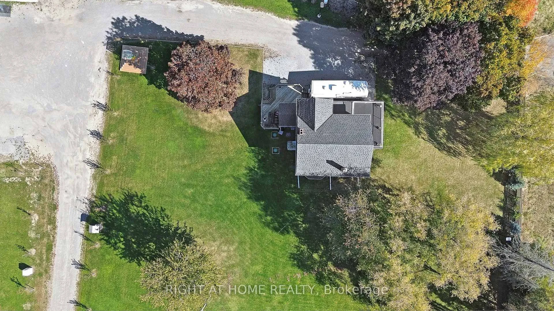 Photo 20 of 680 Winchester Road W, Whitby, Rural Whitby — HOMEH