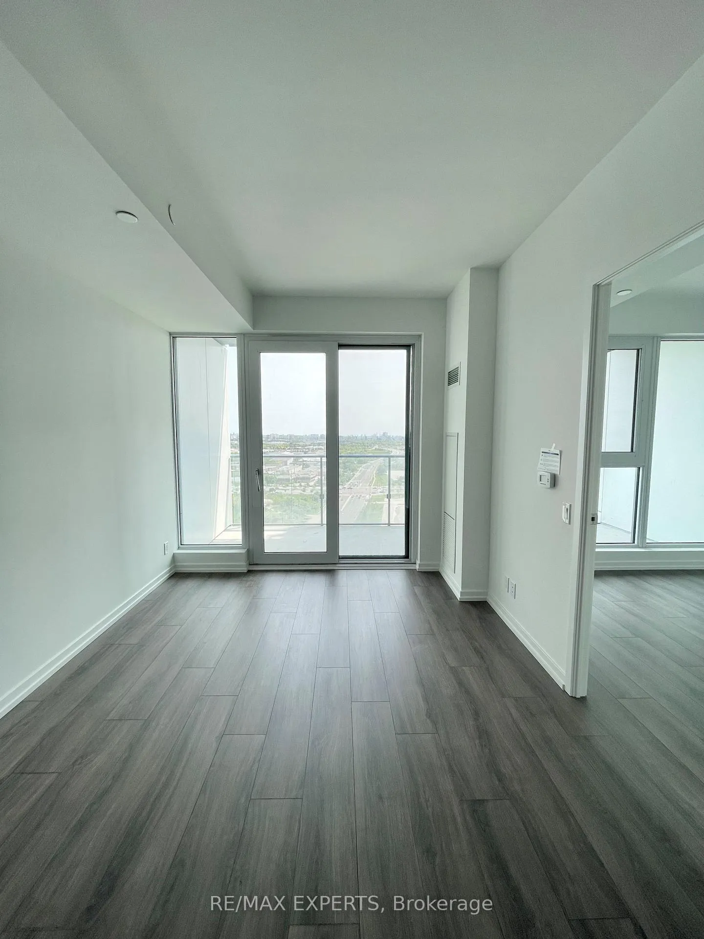 Photo 10 of Unit 2001, 7890 Jane Street, Vaughan, Vaughan Corporate Centre — HOMEH