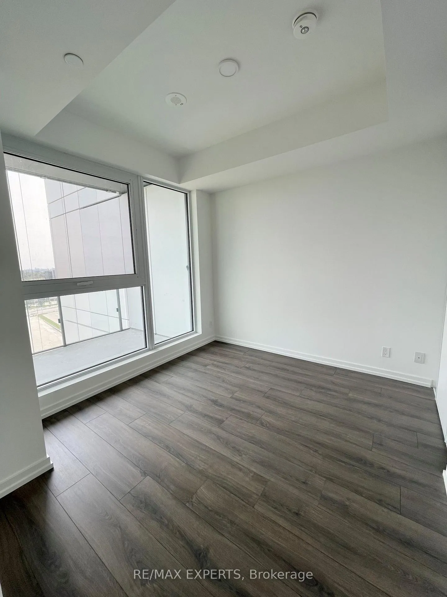 Photo 11 of Unit 2001, 7890 Jane Street, Vaughan, Vaughan Corporate Centre — HOMEH