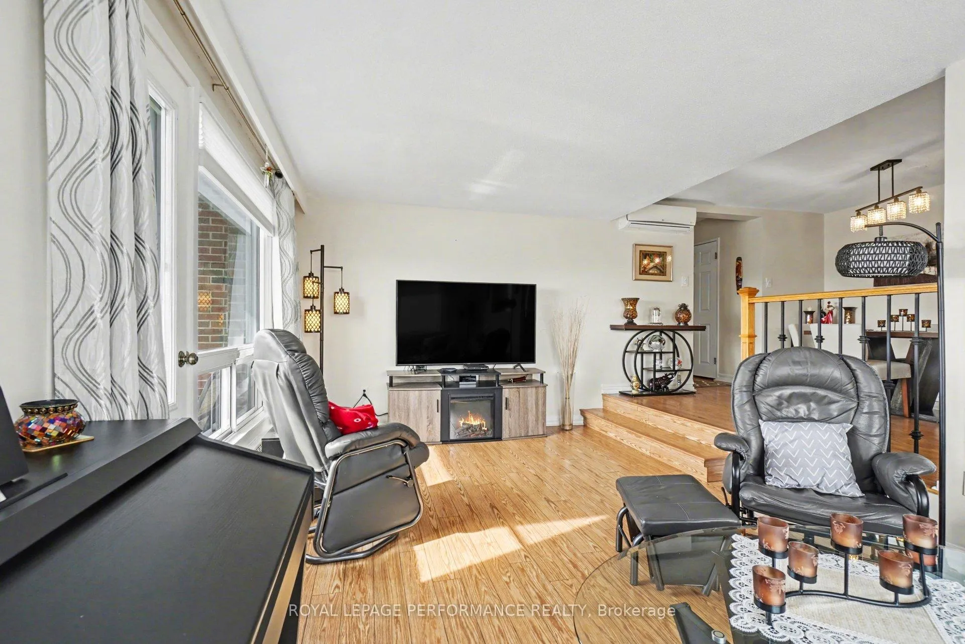 Photo 7 of Unit 715, 915 Elmsmere Road, Ottawa, Beacon Hill South — HOMEH