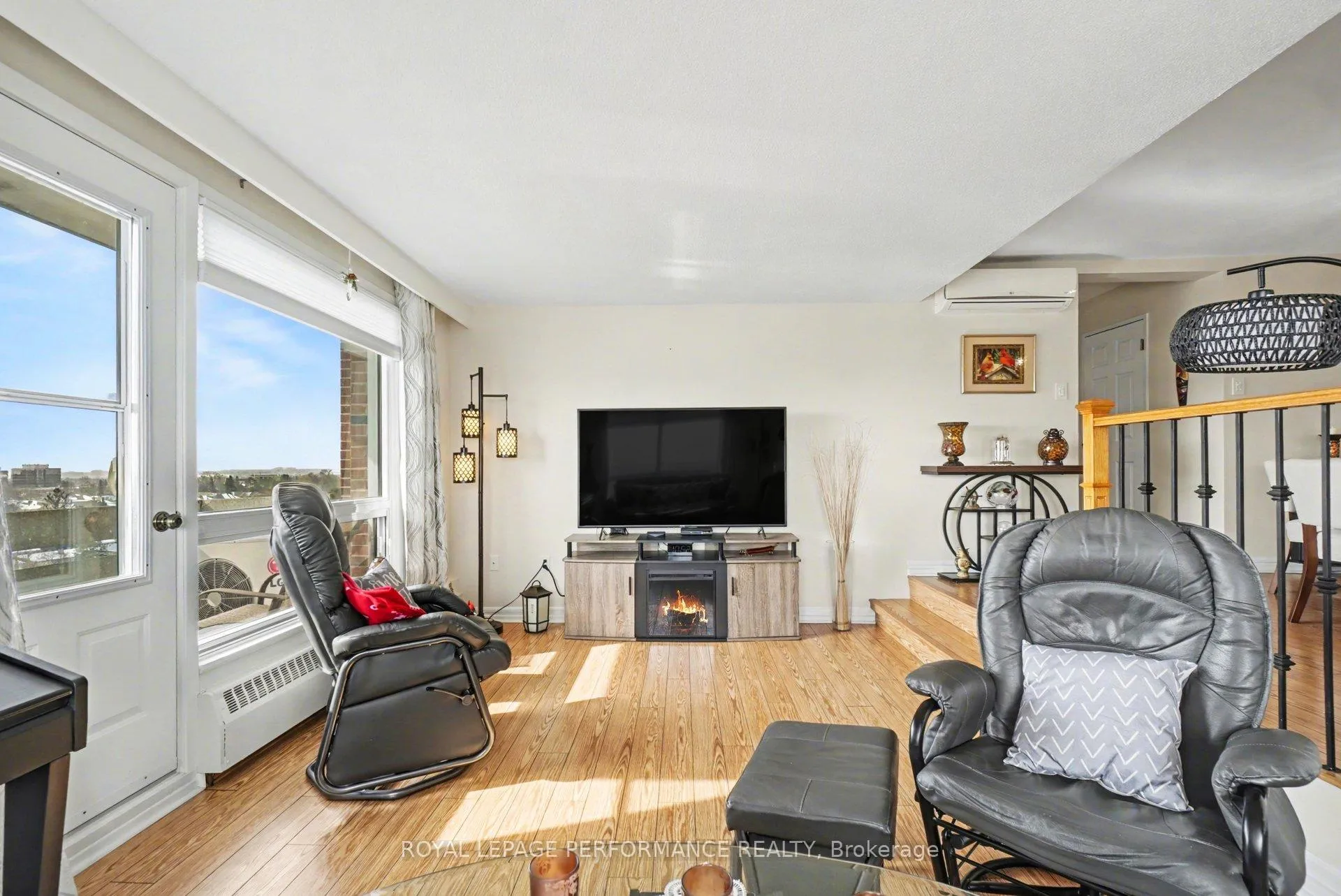 Photo 8 of Unit 715, 915 Elmsmere Road, Ottawa, Beacon Hill South — HOMEH