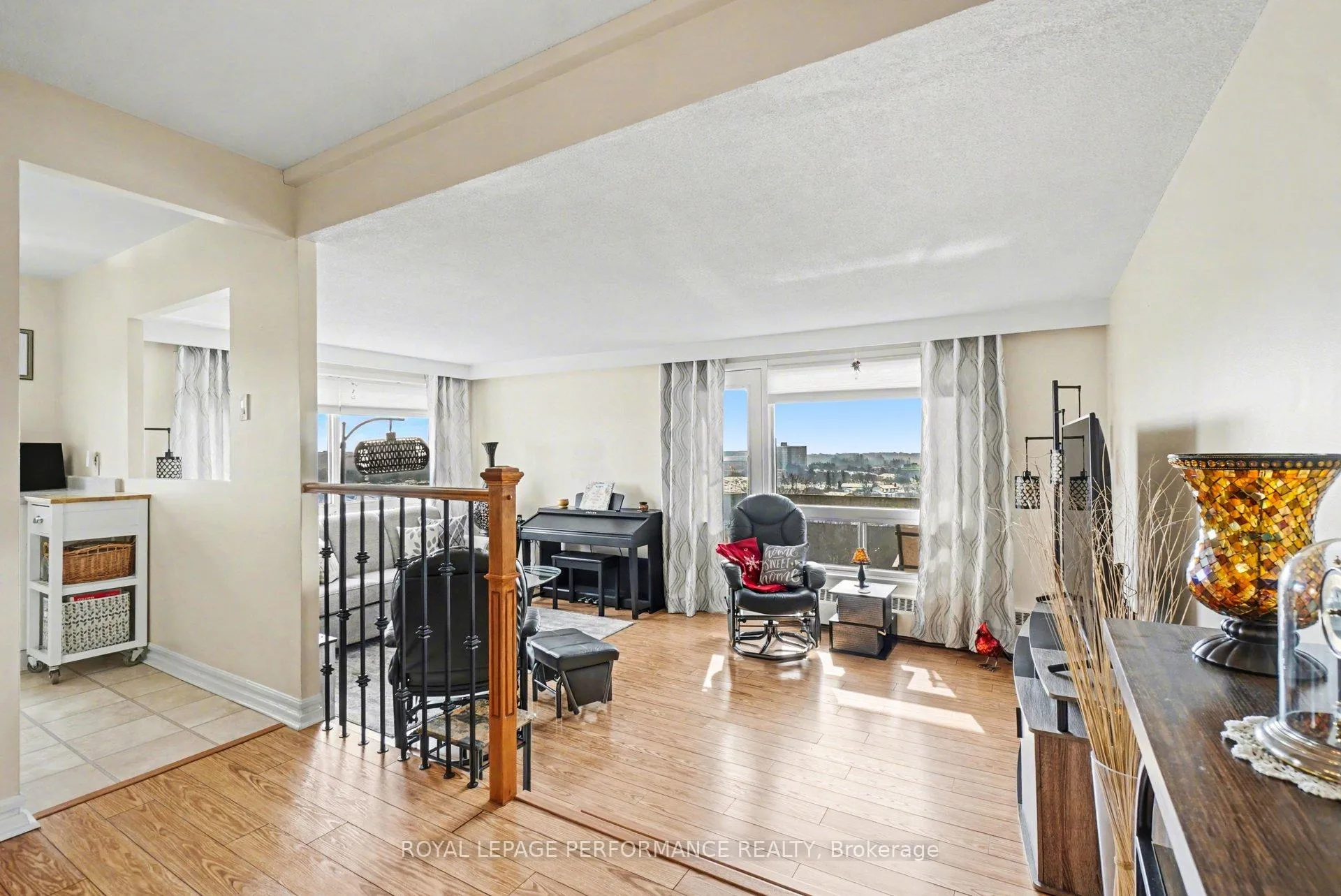 Photo 9 of Unit 715, 915 Elmsmere Road, Ottawa, Beacon Hill South — HOMEH