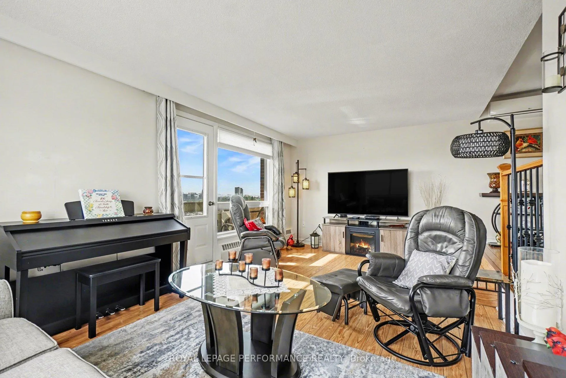 Photo 10 of Unit 715, 915 Elmsmere Road, Ottawa, Beacon Hill South — HOMEH