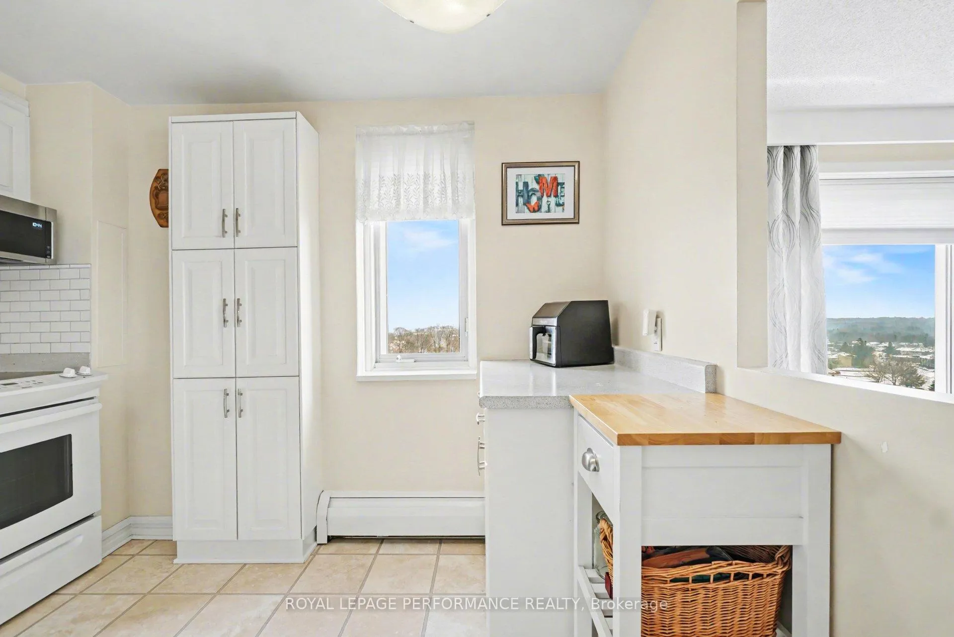 Photo 18 of Unit 715, 915 Elmsmere Road, Ottawa, Beacon Hill South — HOMEH