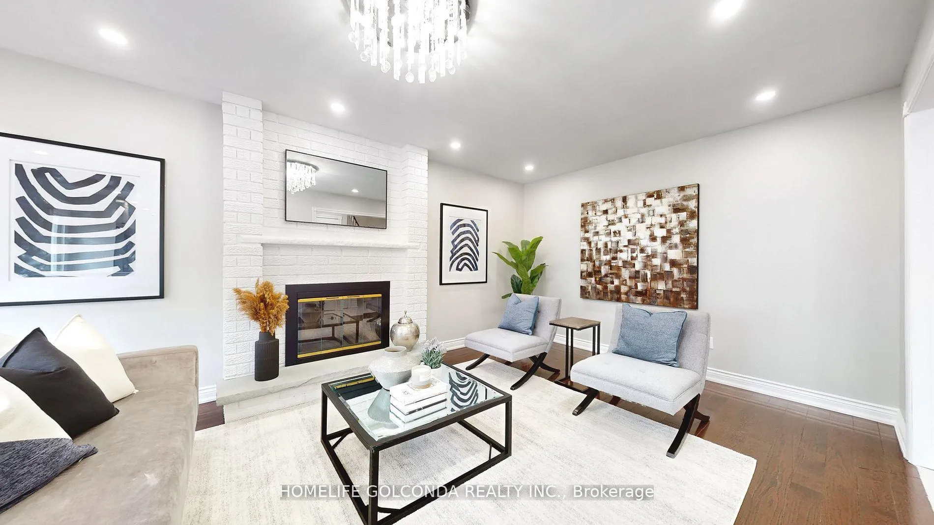 Photo 8 of 310 Airdrie Drive, Vaughan, East Woodbridge — HOMEH