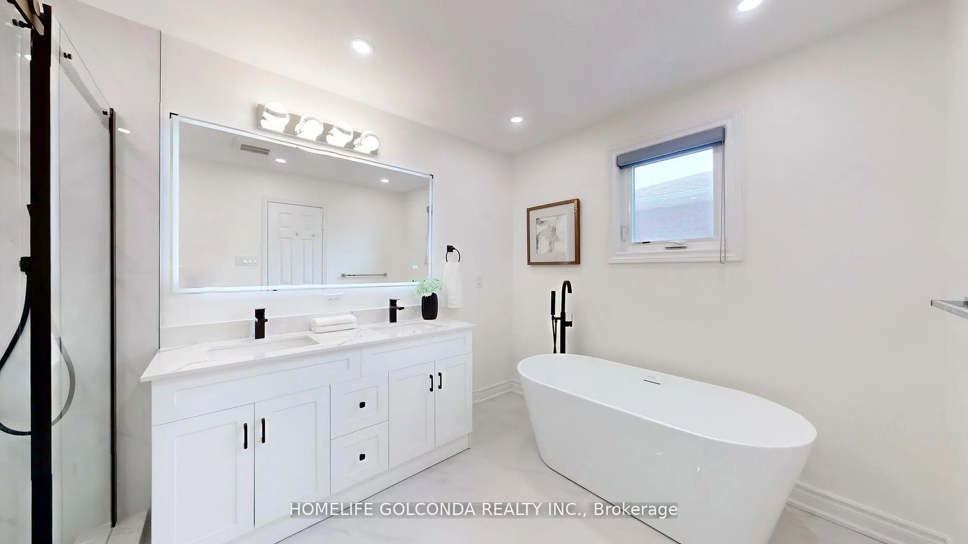 Photo 24 of 310 Airdrie Drive, Vaughan, East Woodbridge — HOMEH