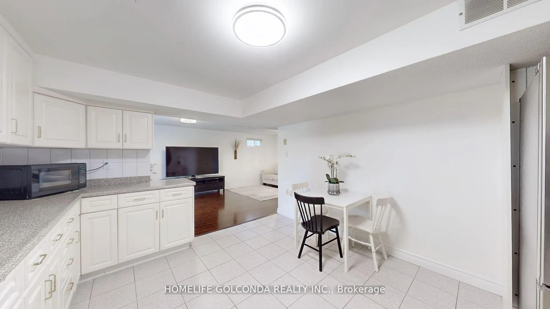 Photo 40 of 310 Airdrie Drive, Vaughan, East Woodbridge — HOMEH