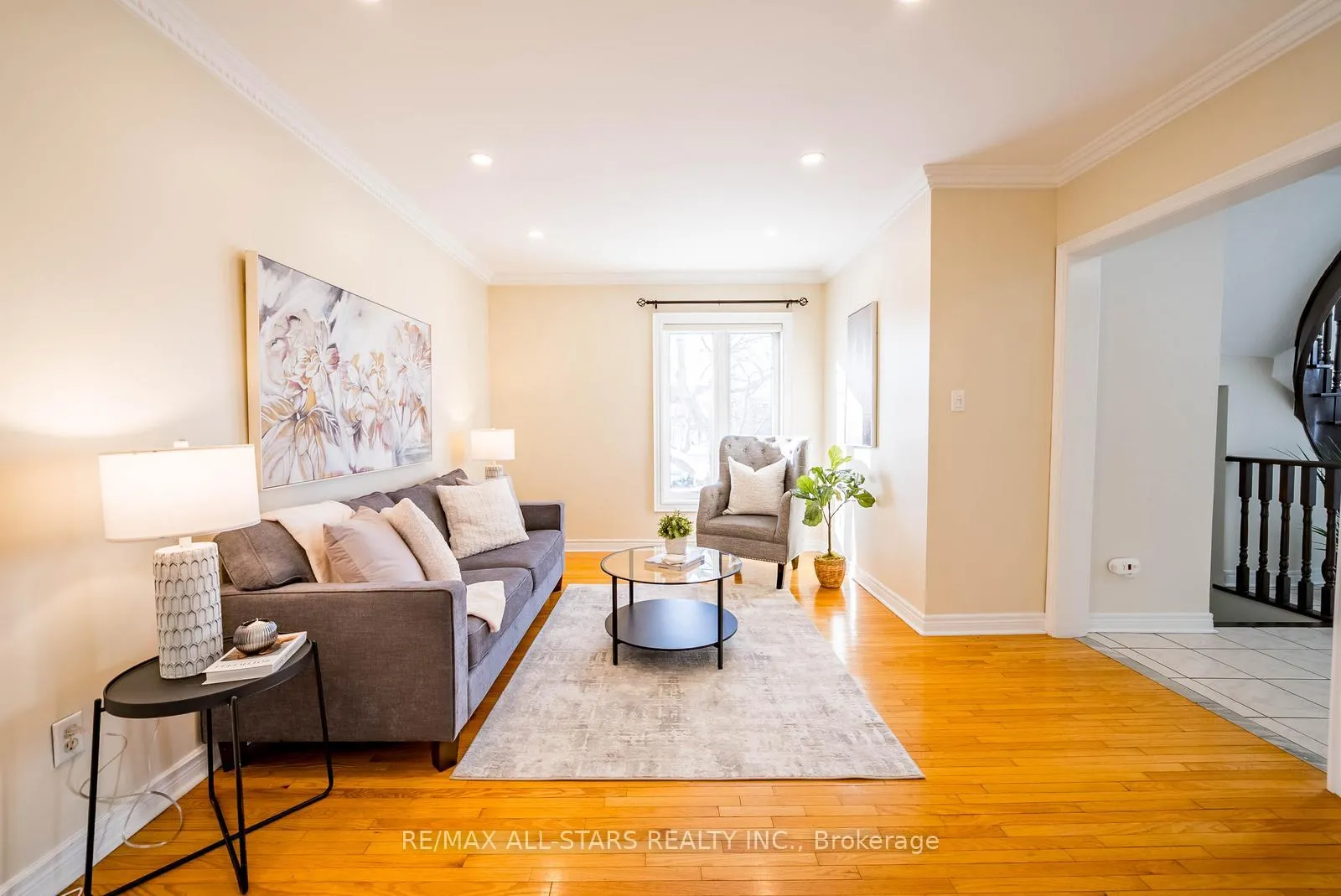 Photo 11 of 2241 Old Rutherford Road, Vaughan, Maple — HOMEH