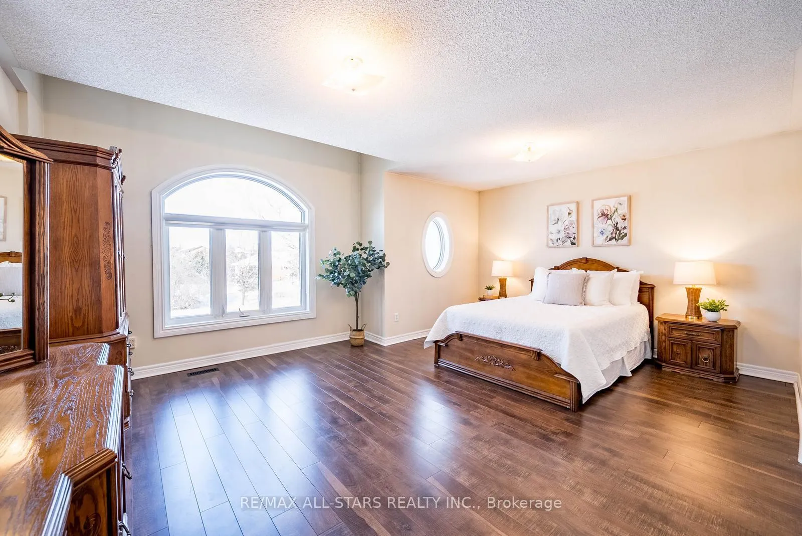 Photo 28 of 2241 Old Rutherford Road, Vaughan, Maple — HOMEH