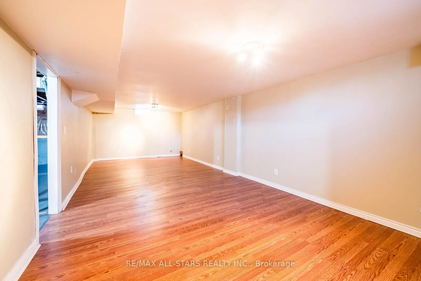 Photo 40 of 2241 Old Rutherford Road, Vaughan, Maple — HOMEH