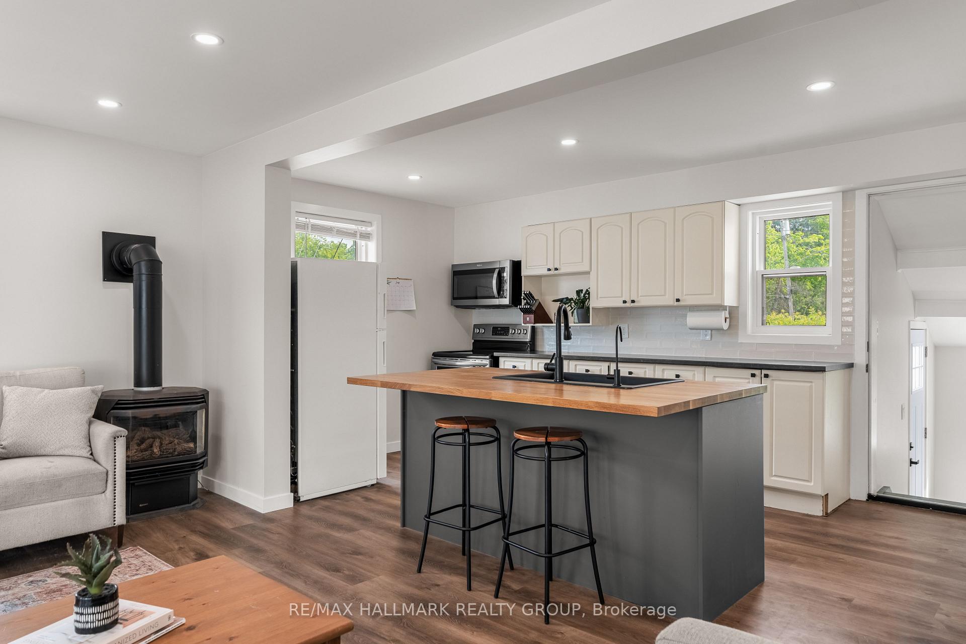 Photo 14 of 6595 Fourth Line Road, Ottawa, North Gower — HOMEH