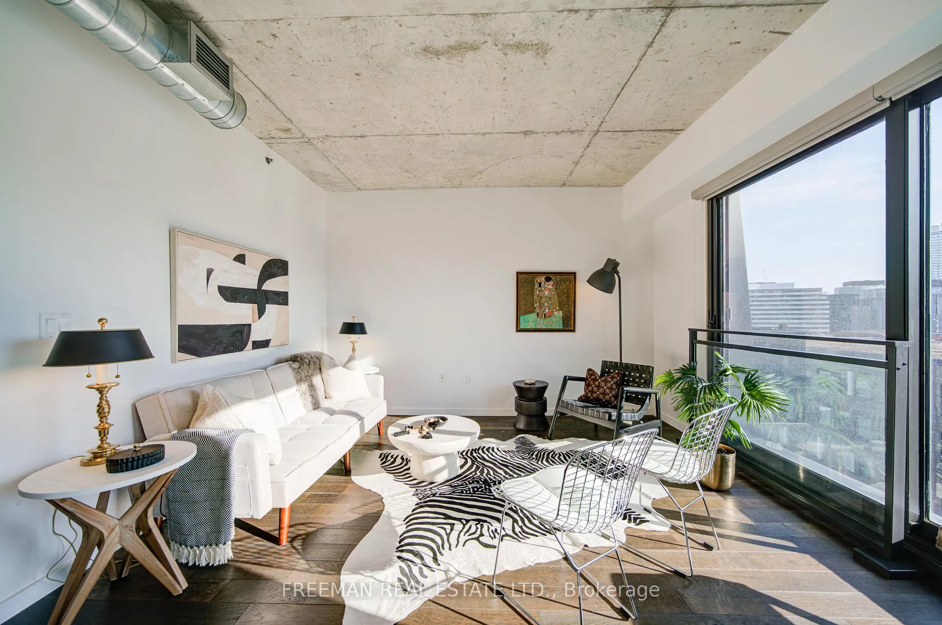 Photo 5 of Unit PH 37, 47 Lower River Street, Toronto, Moss Park — HOMEH