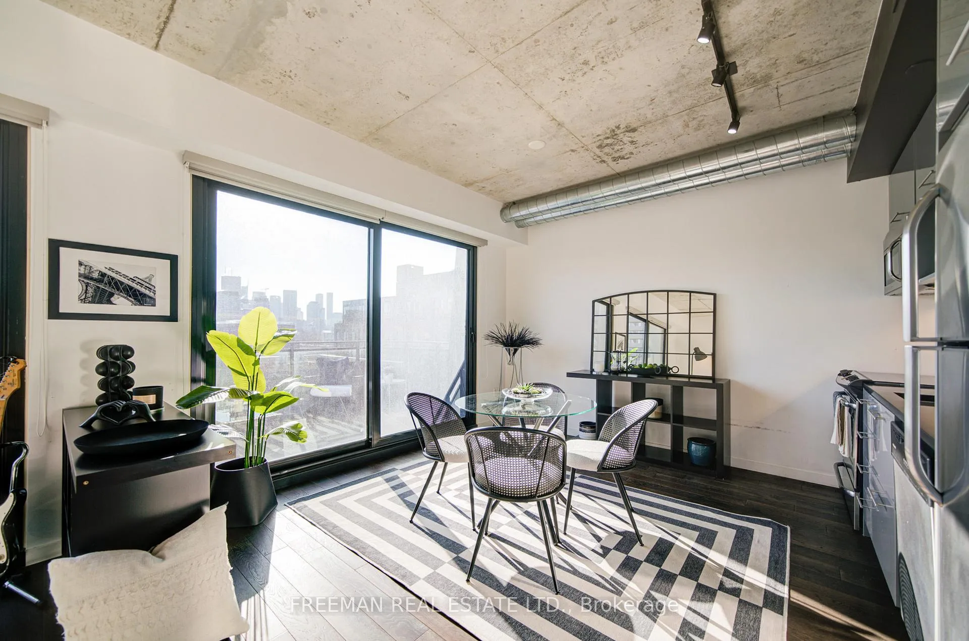Photo 6 of Unit PH 37, 47 Lower River Street, Toronto, Moss Park — HOMEH