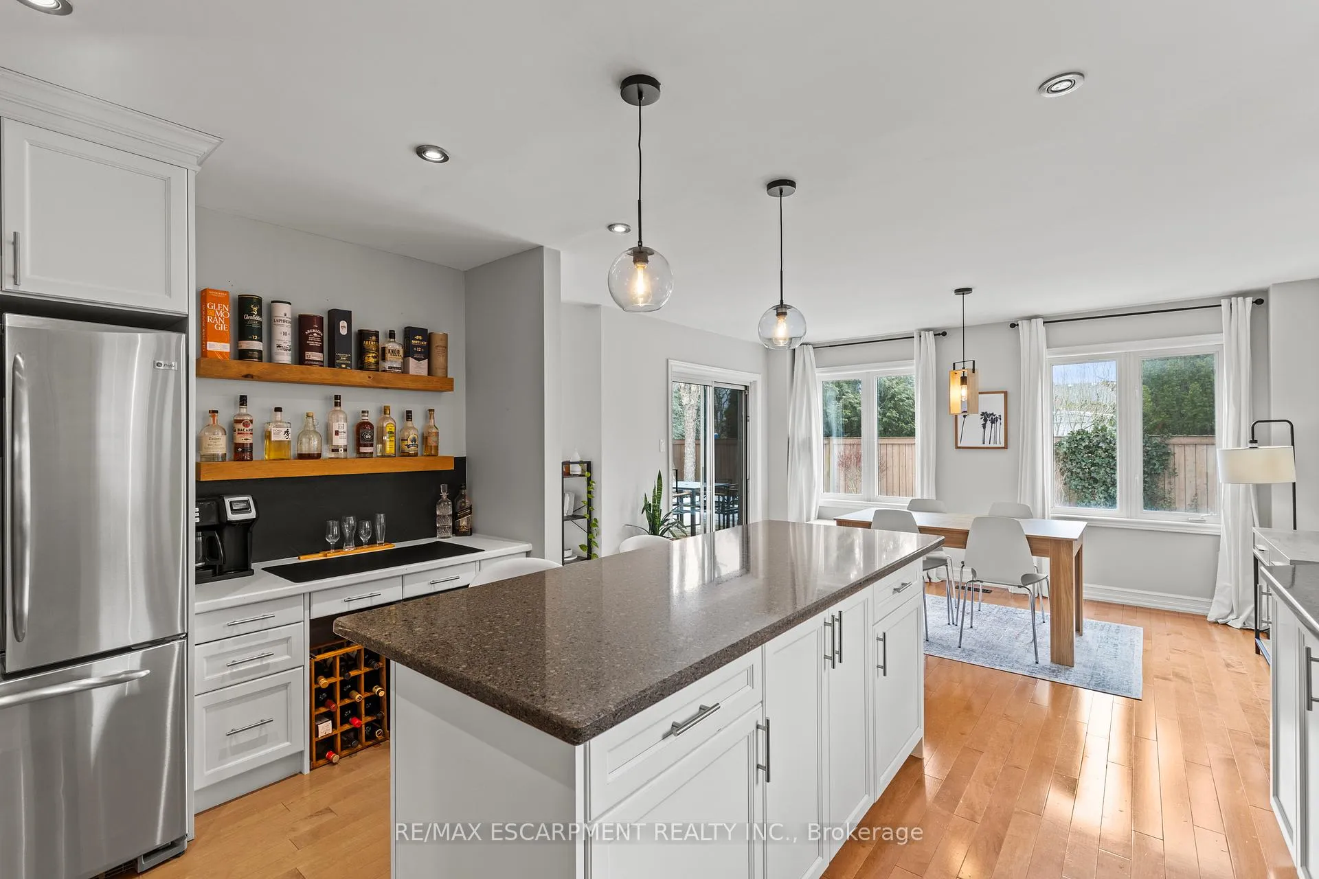 Photo 8 of 41 Griffith Drive, Grimsby, Grimsby East — HOMEH