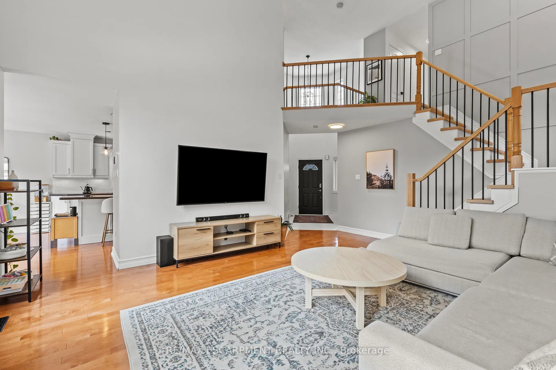 Photo 14 of 41 Griffith Drive, Grimsby, Grimsby East — HOMEH