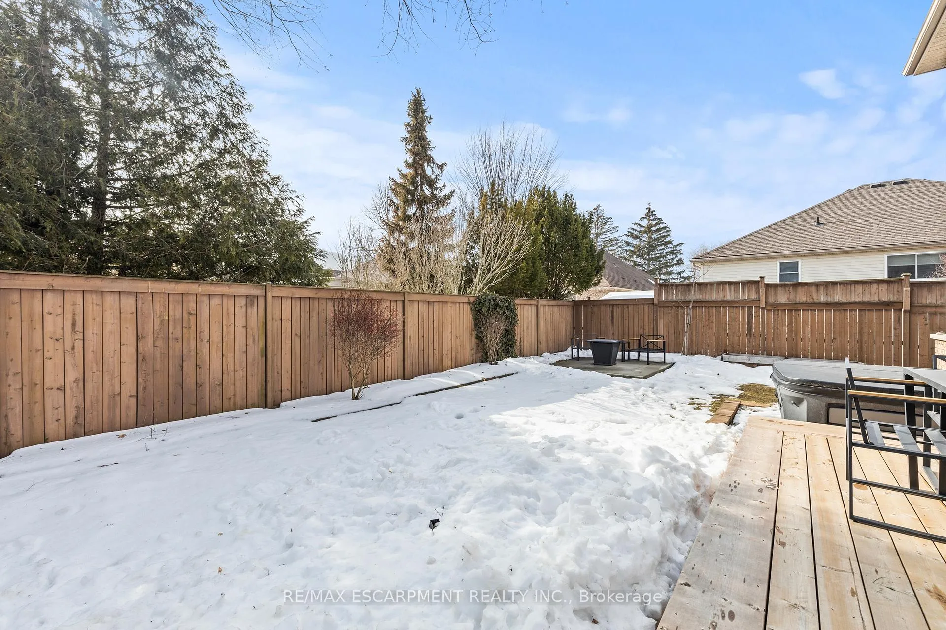 Photo 41 of 41 Griffith Drive, Grimsby, Grimsby East — HOMEH