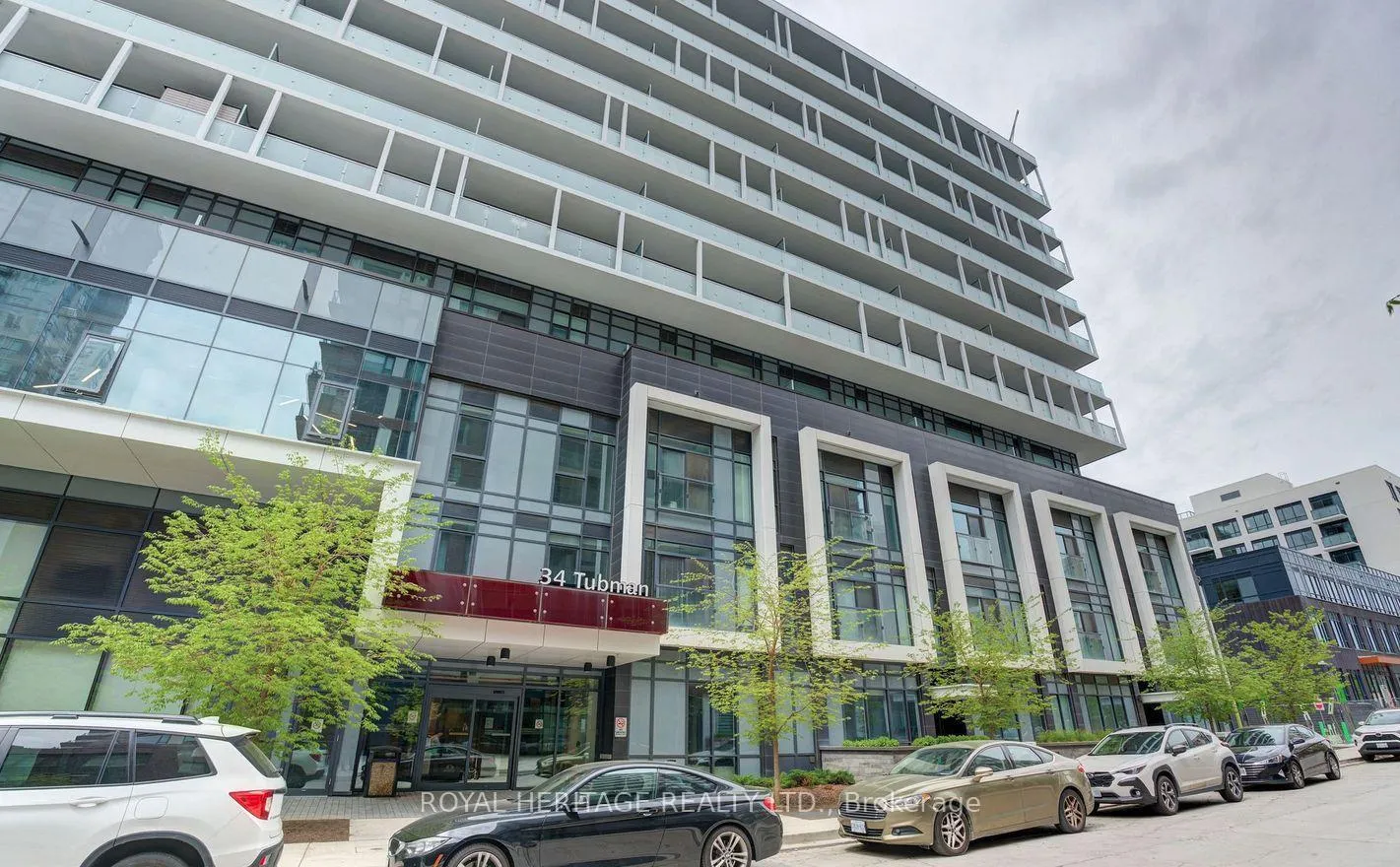 Front of Unit 507, 34 Tubman Avenue