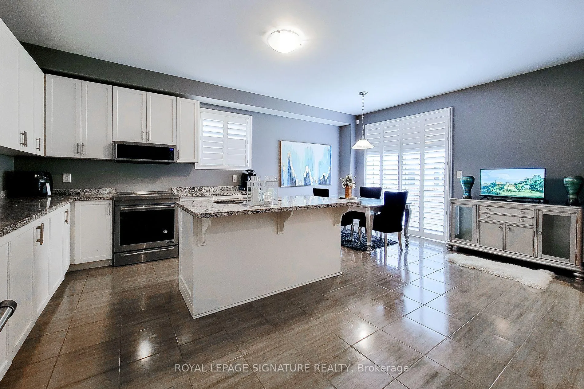 Photo 24 of 59 Robertson Road, Hamilton, Meadowlands — HOMEH