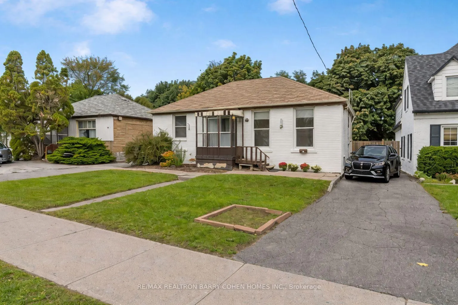 Photo 1 of 88 Steeles Avenue E, Markham, Grandview — HOMEH