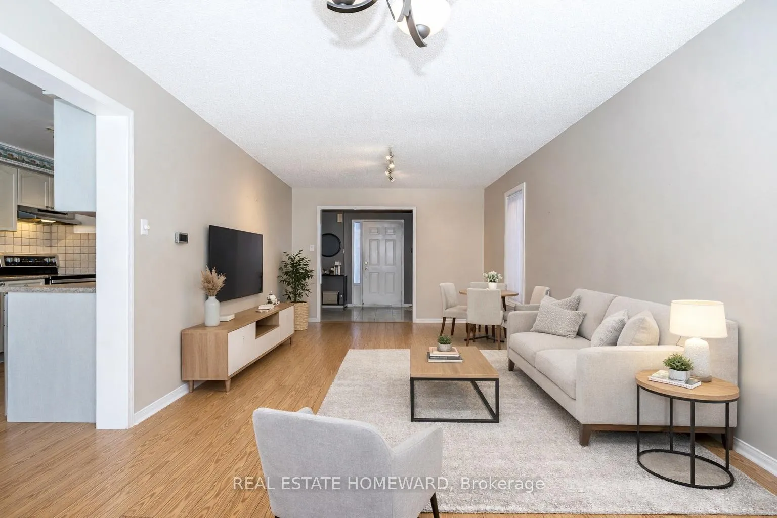 Photo 8 of 1941 Pine Grove Avenue, Pickering, Highbush — HOMEH