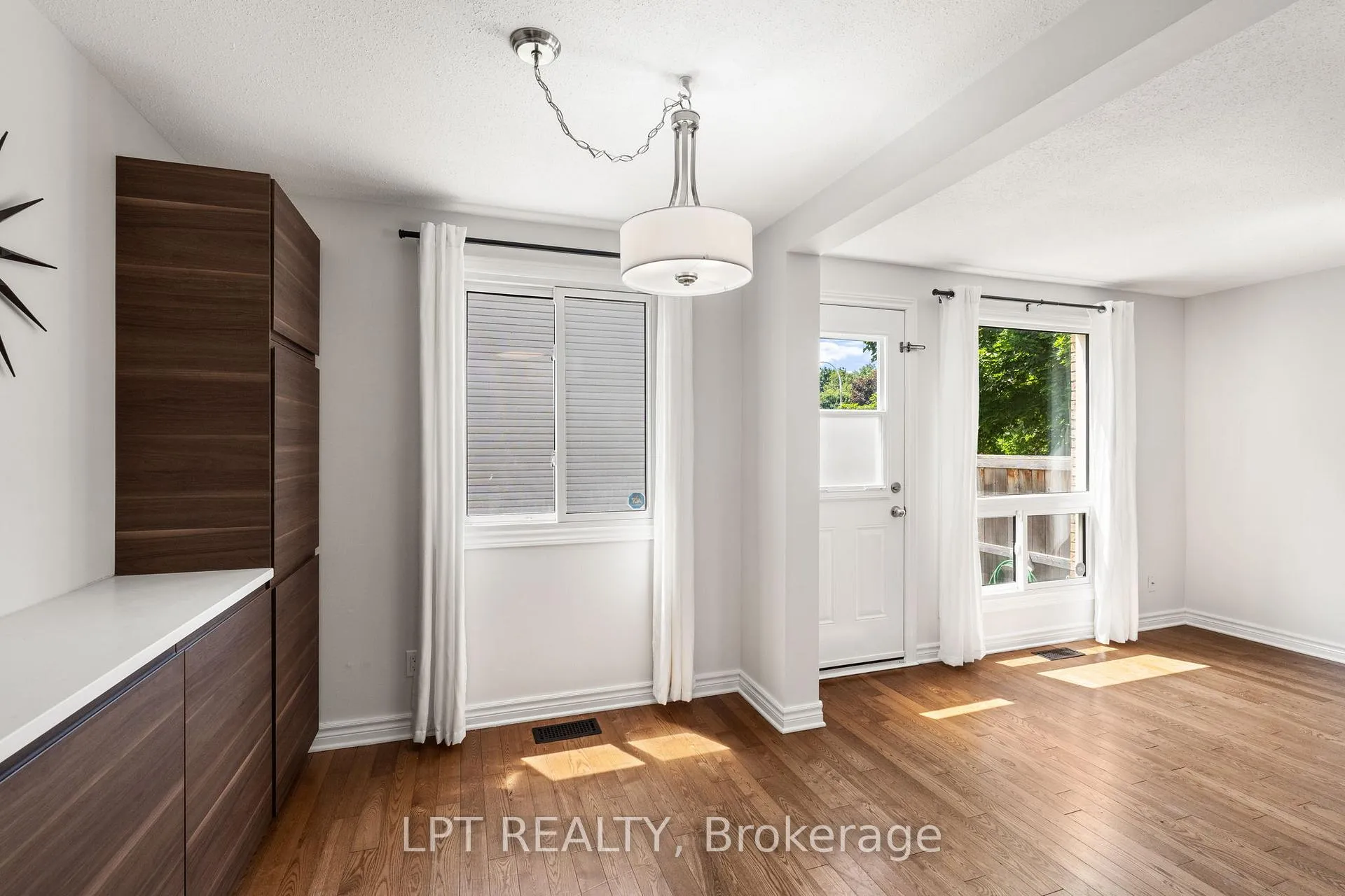 Photo 15 of 57 Malvern Drive, Ottawa, Barrhaven - Pheasant Run — HOMEH