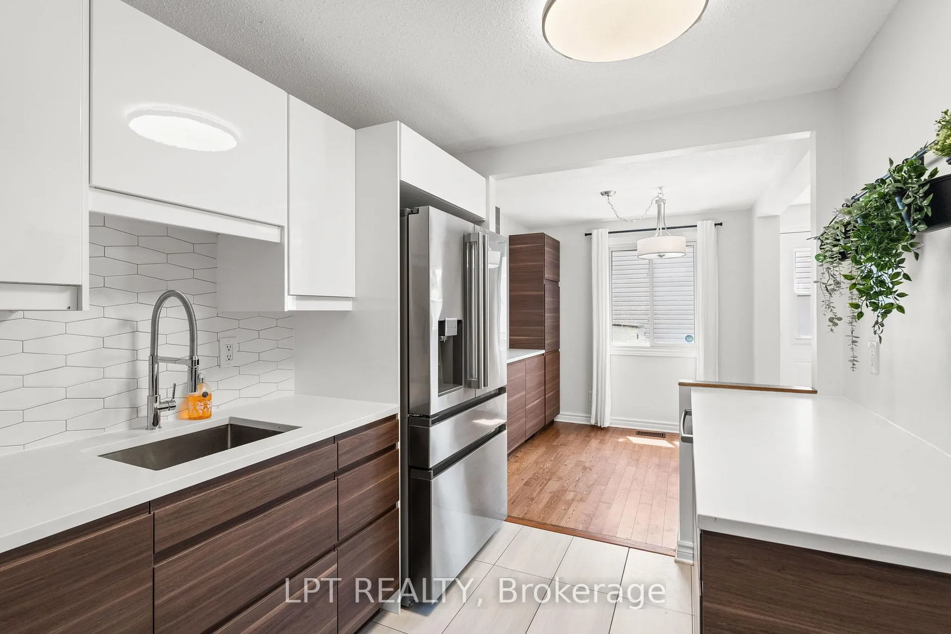 Photo 19 of 57 Malvern Drive, Ottawa, Barrhaven - Pheasant Run — HOMEH