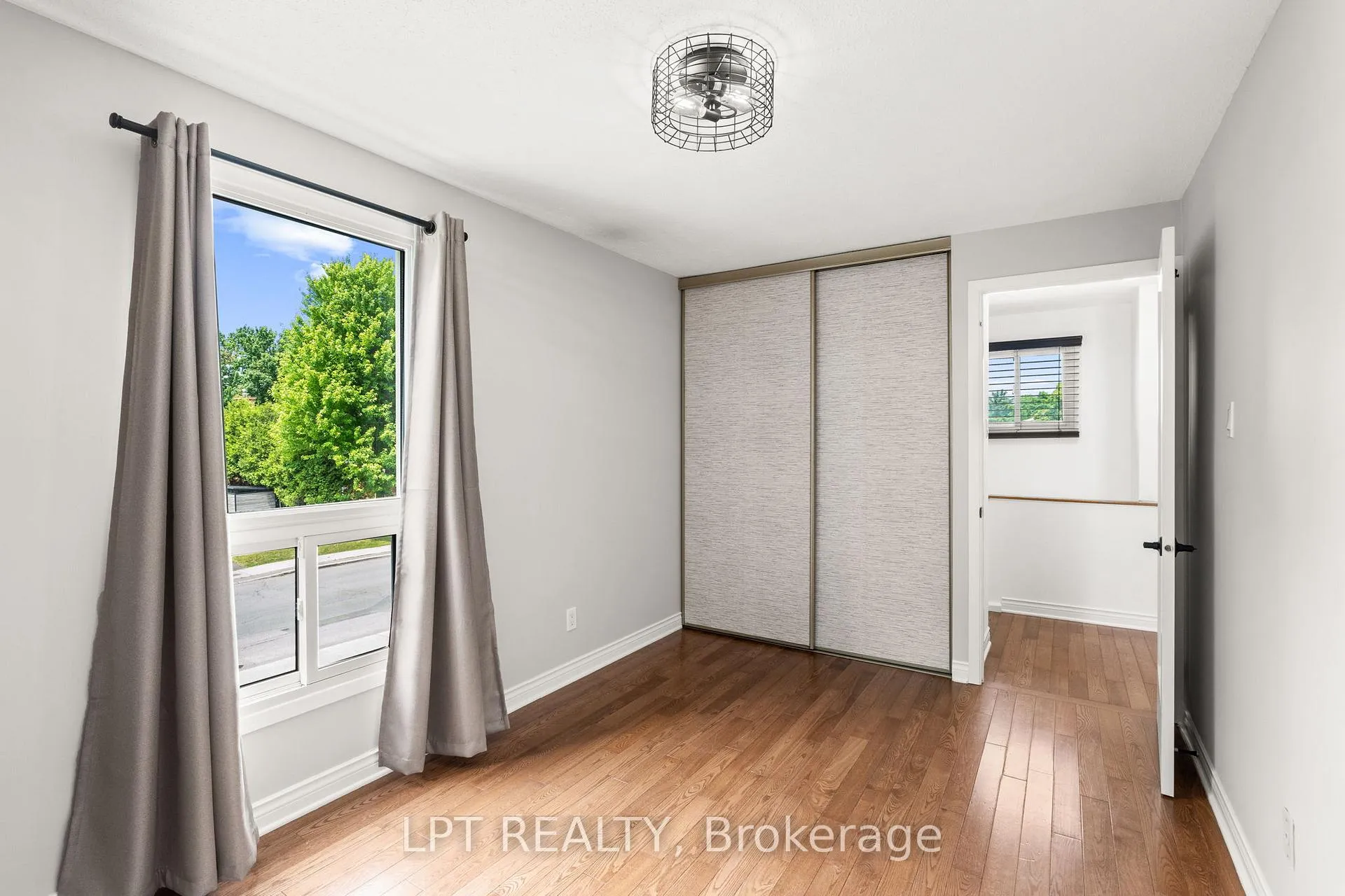Photo 30 of 57 Malvern Drive, Ottawa, Barrhaven - Pheasant Run — HOMEH