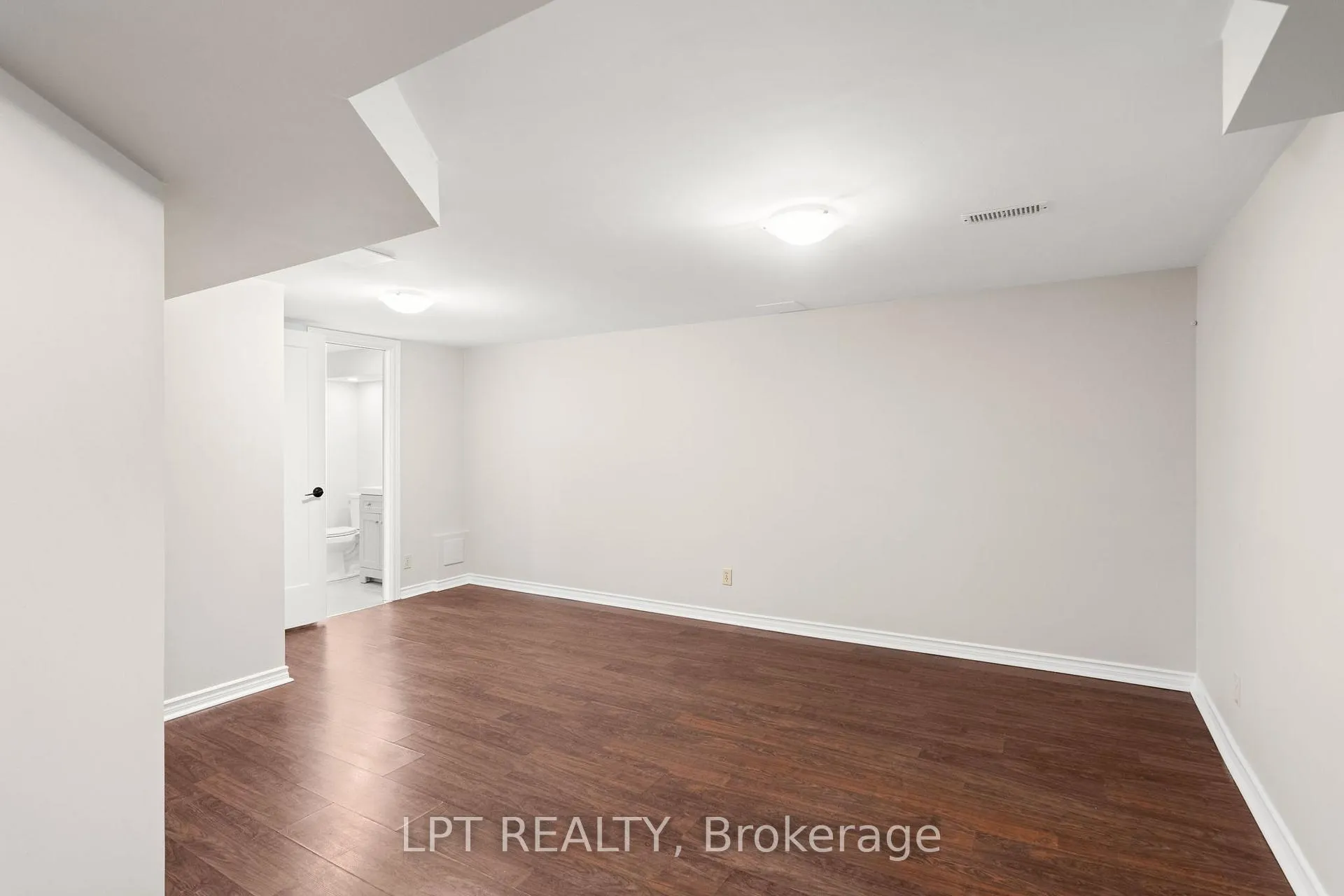 Photo 39 of 57 Malvern Drive, Ottawa, Barrhaven - Pheasant Run — HOMEH
