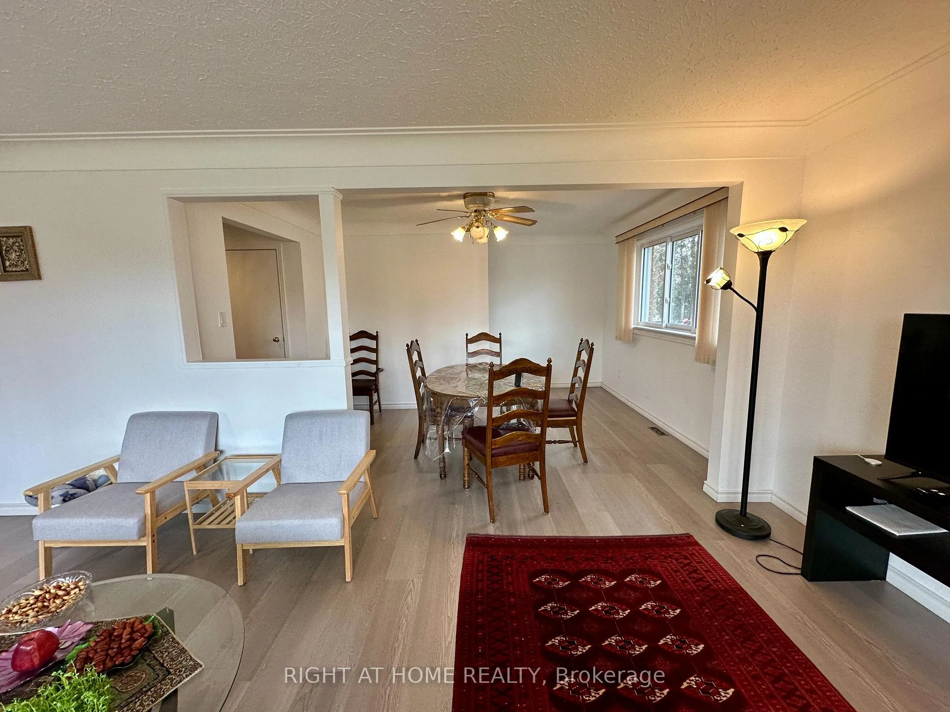 Photo 8 of 16 Rowanwood Avenue, Brant, Brantford Twp — HOMEH