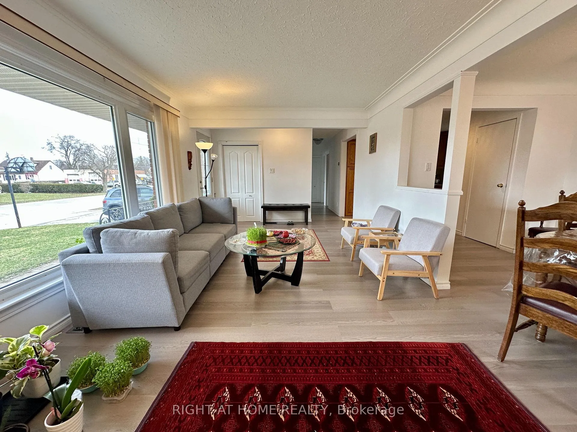Photo 9 of 16 Rowanwood Avenue, Brant, Brantford Twp — HOMEH