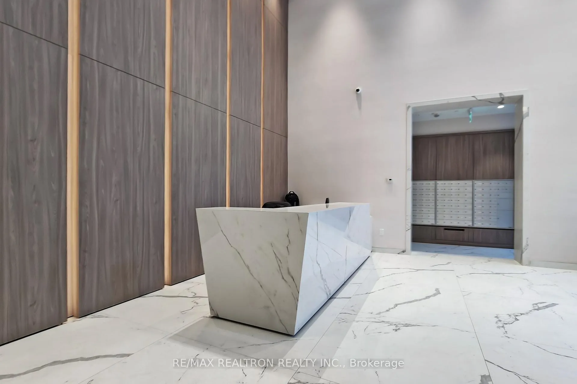 Photo 4 of Unit 1606, 65 Mutual Street, Toronto, Church-Yonge Corridor — HOMEH