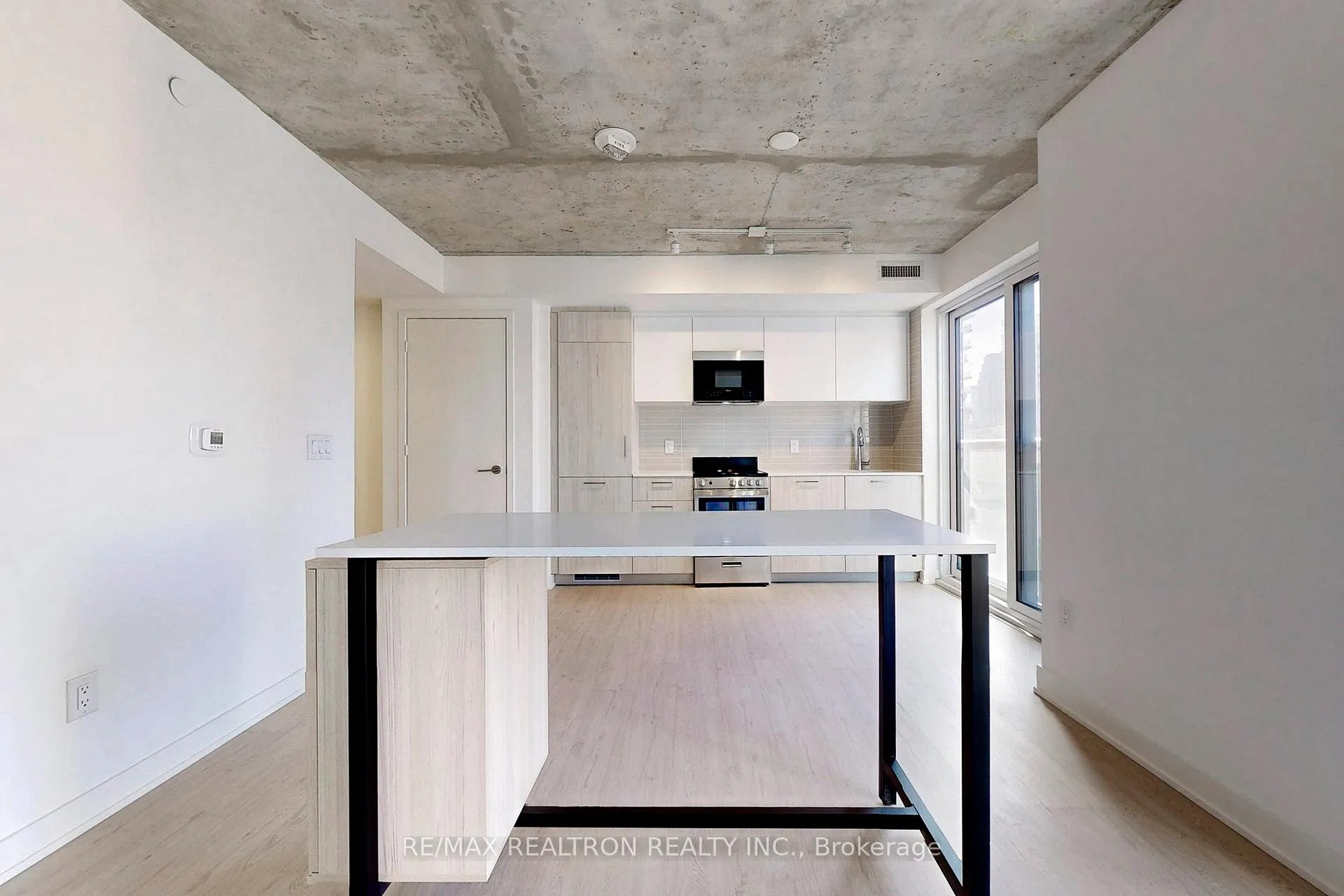 Photo 8 of Unit 1606, 65 Mutual Street, Toronto, Church-Yonge Corridor — HOMEH