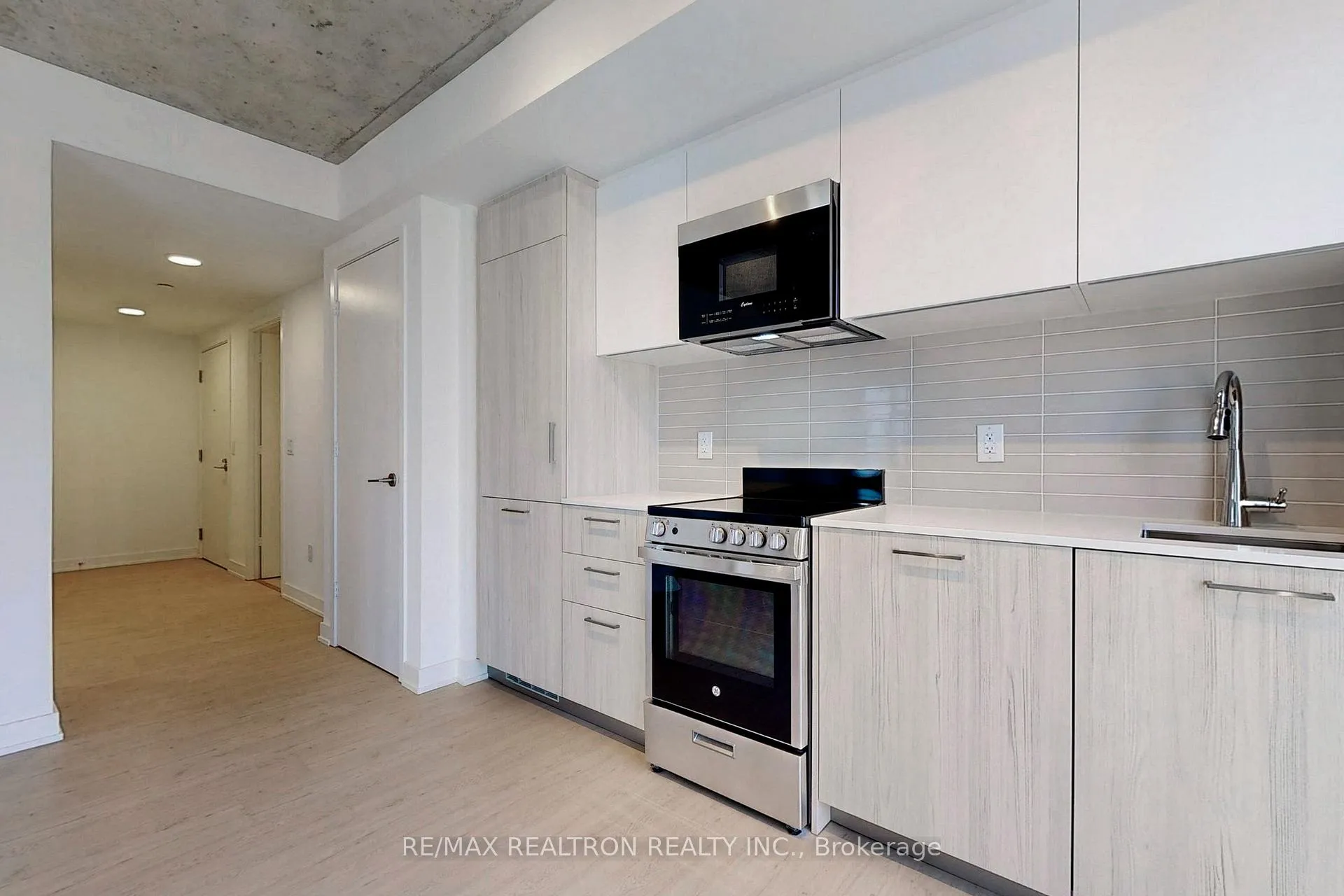 Photo 11 of Unit 1606, 65 Mutual Street, Toronto, Church-Yonge Corridor — HOMEH