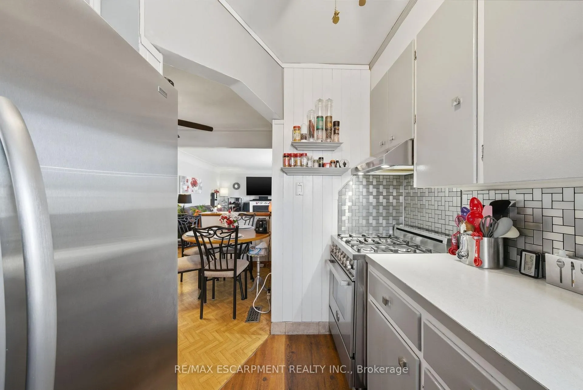 Photo 10 of 763 Upper Ottawa Street, Hamilton, Huntington — HOMEH