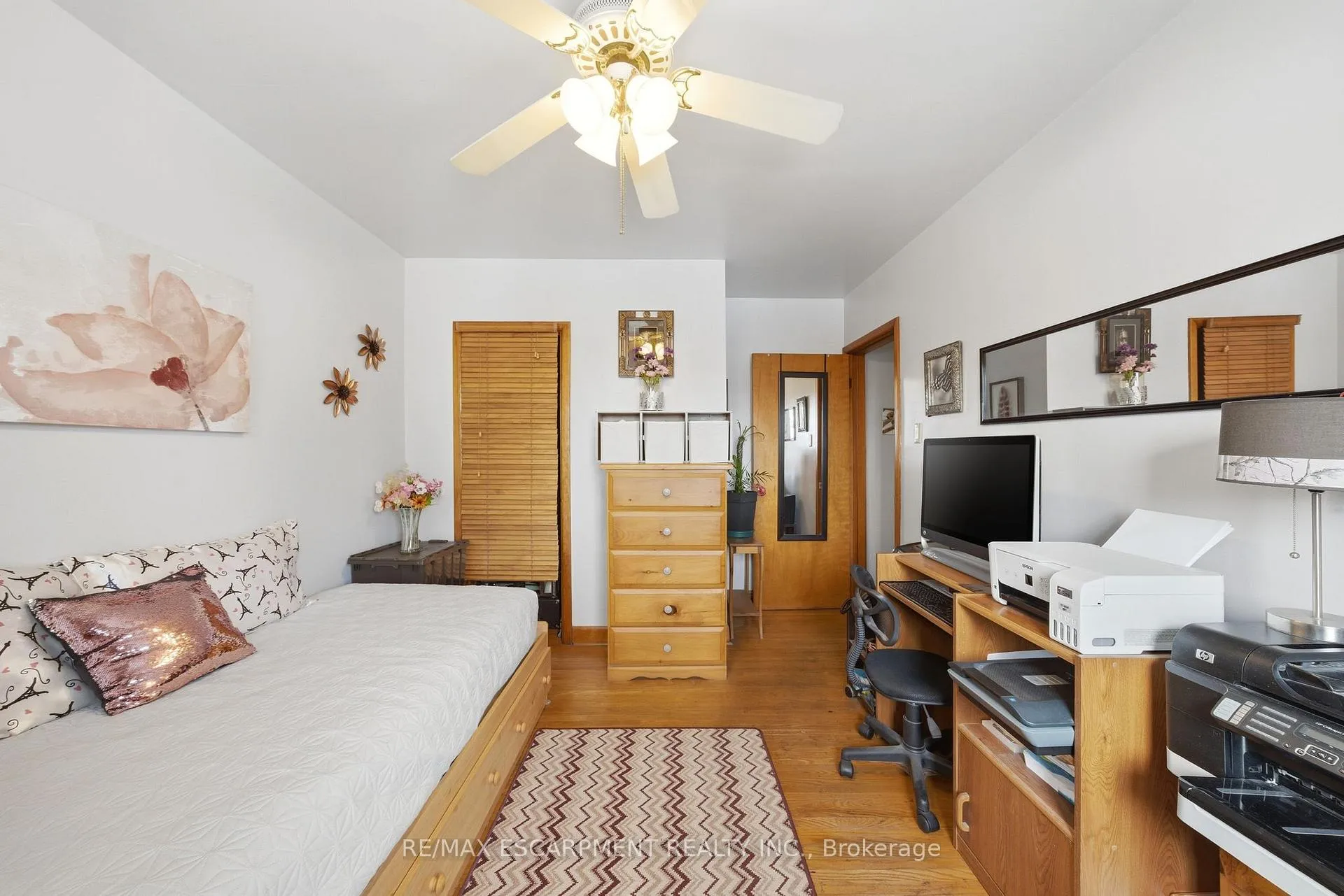 Photo 14 of 763 Upper Ottawa Street, Hamilton, Huntington — HOMEH