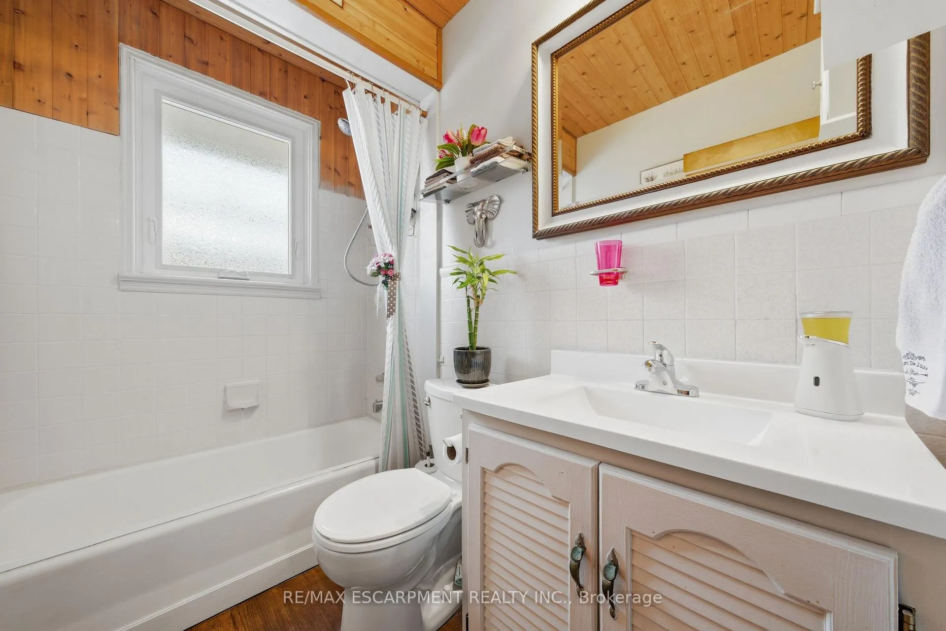 Photo 19 of 763 Upper Ottawa Street, Hamilton, Huntington — HOMEH